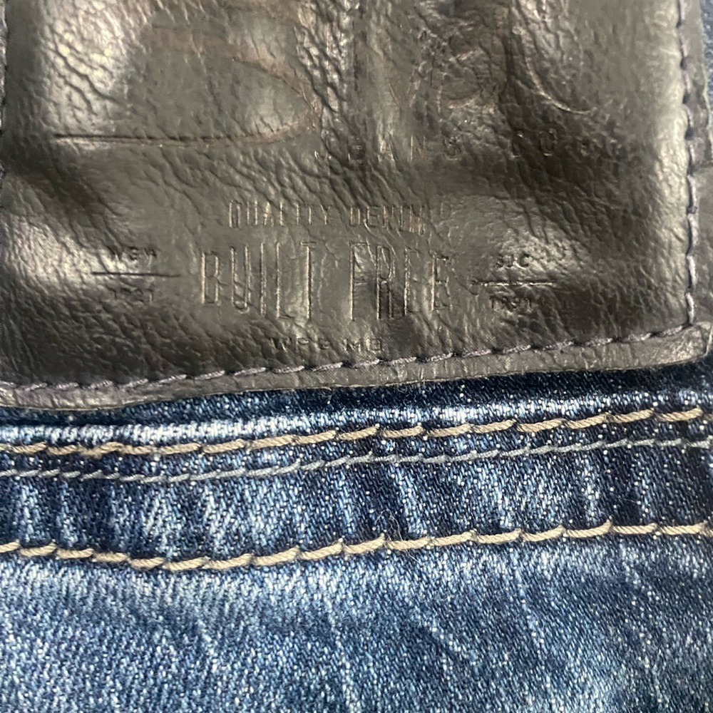 Silver Jeans - Picture 5 of 9